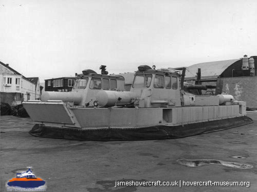 SRN6 being used in industry -  (credit: The <a href='http://www.hovercraft-museum.org/' target='_blank'>Hovercraft Museum Trust</a>).